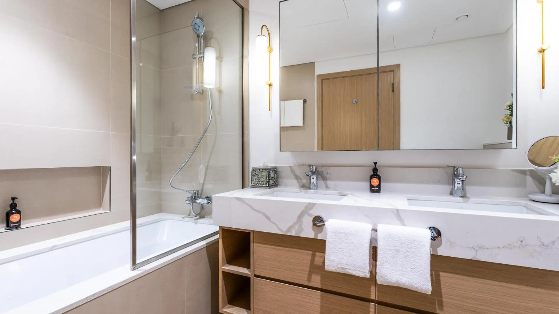 Easygo - 17 Icon Bay1 2Bedroom Burj Khalifa View Dubai 0*,  United Arab Emirates
